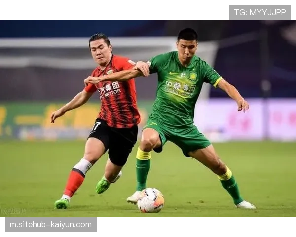 全北现代边路转移制造威胁 国安防守层次被拉开后出现空当